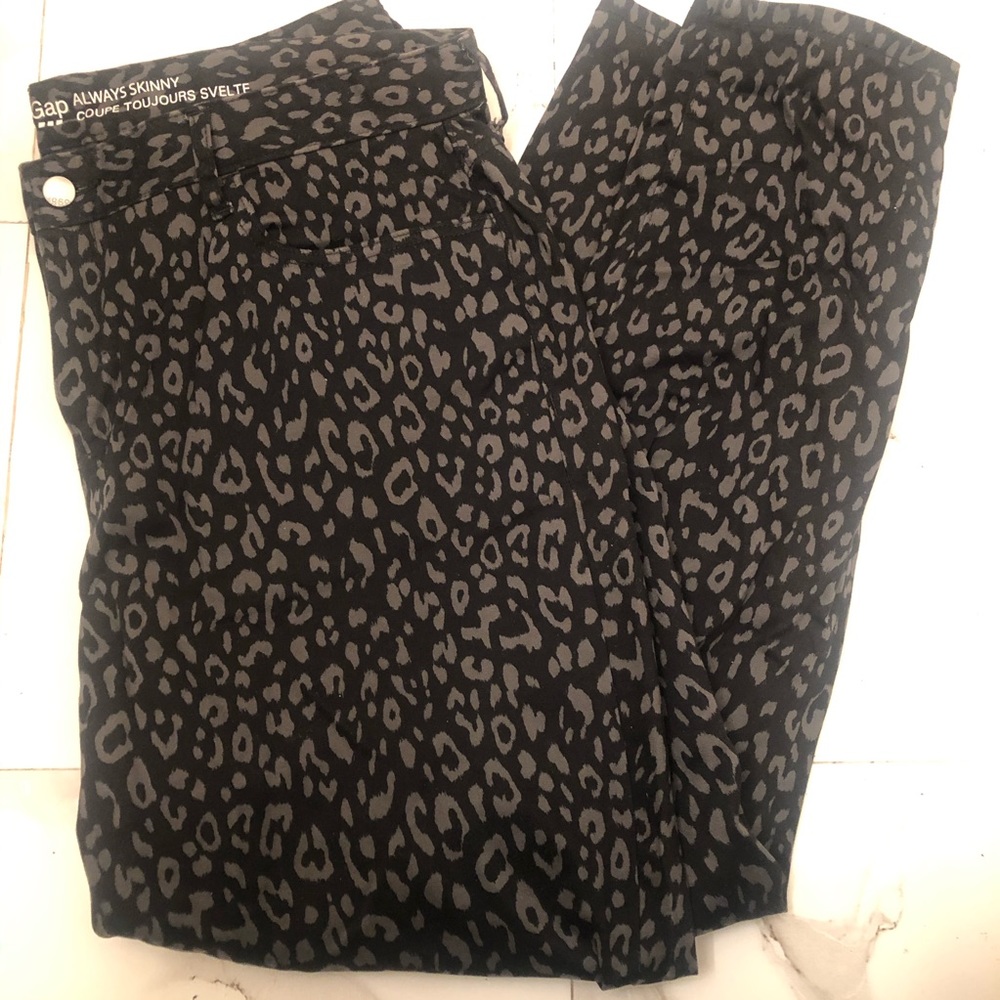 Gap Black Always Skinny Leopard Print Pants